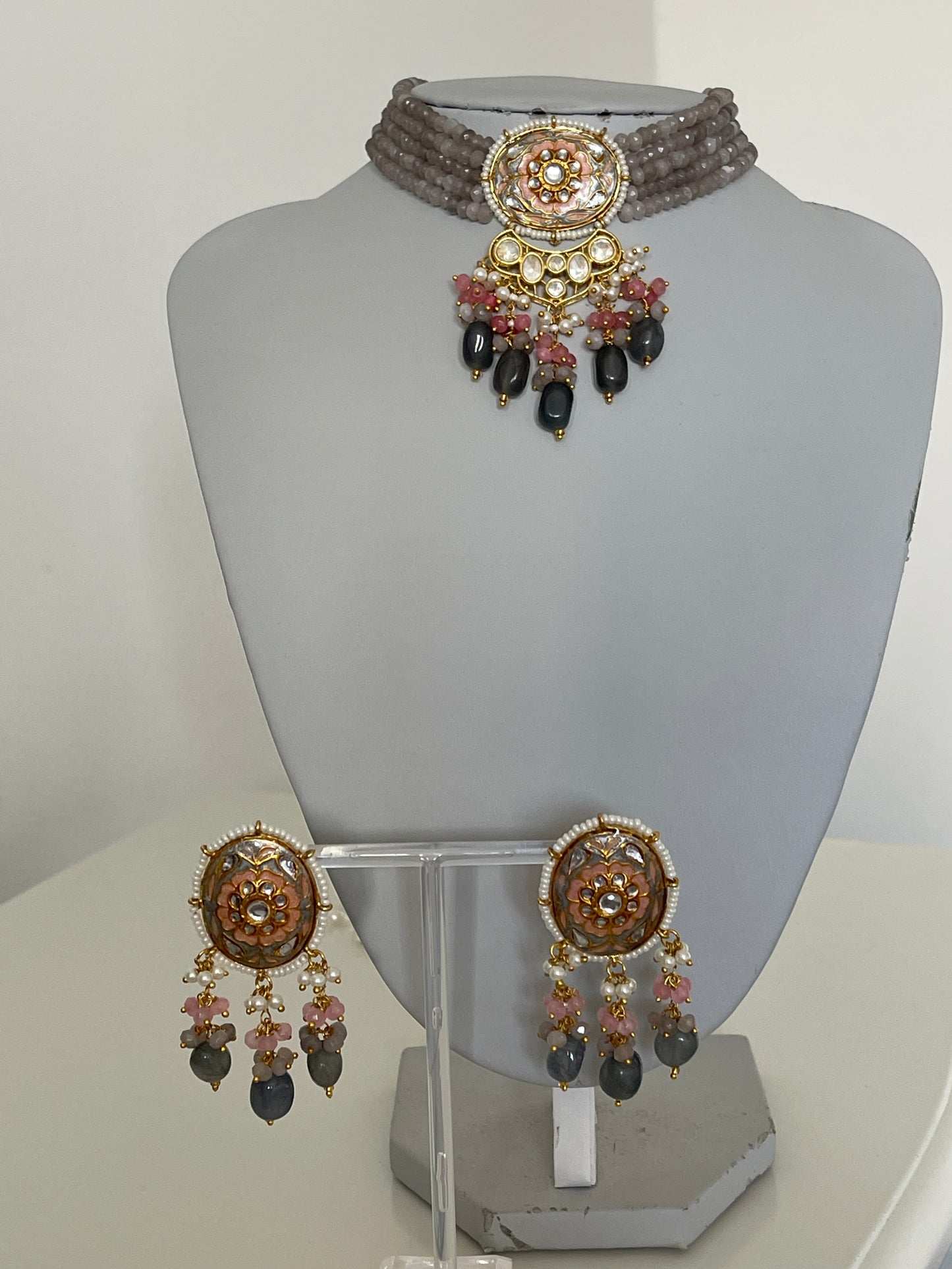 Grey/ Pink Meenakari Kundan Set