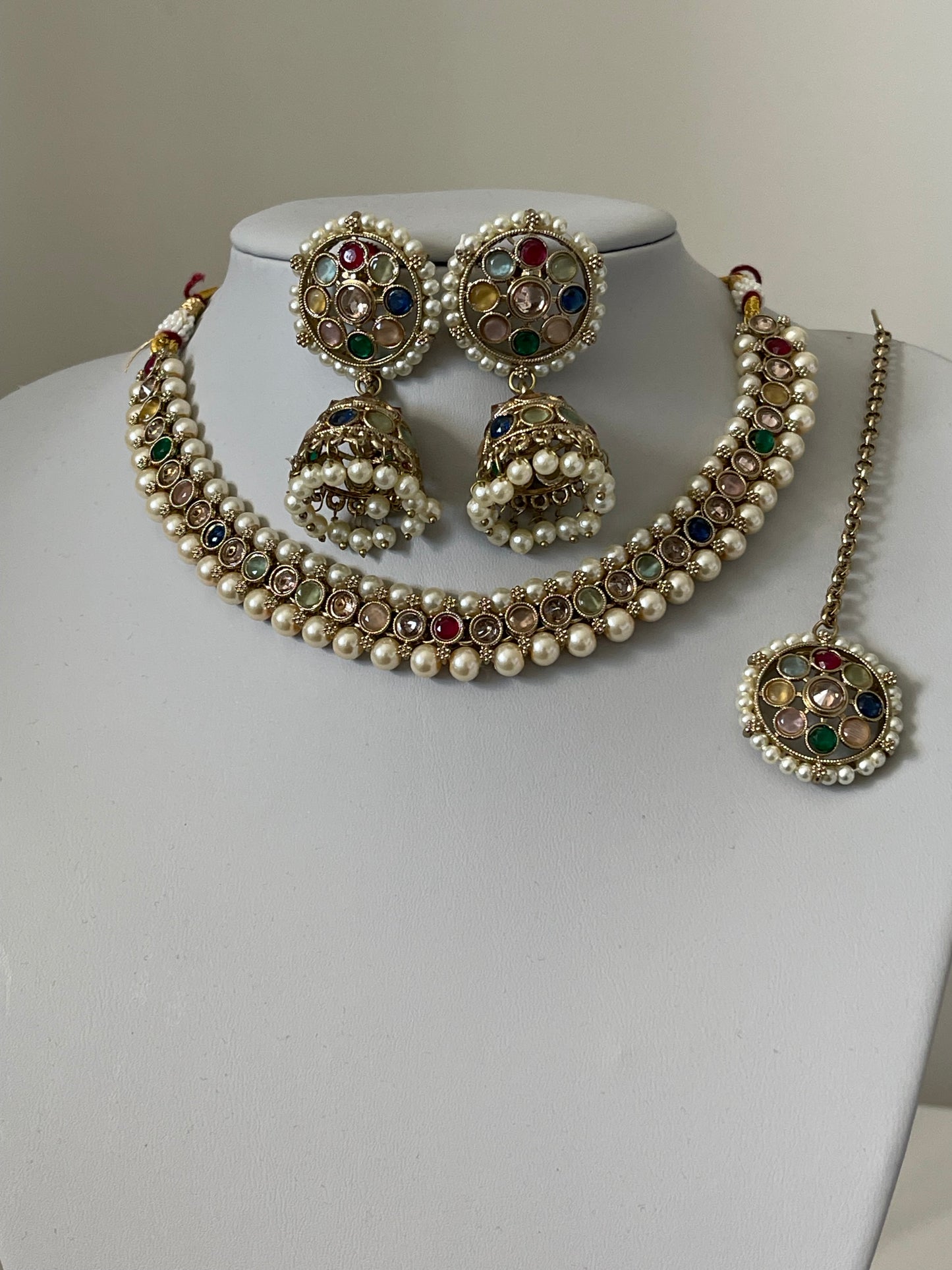 Multi and Pearl Set