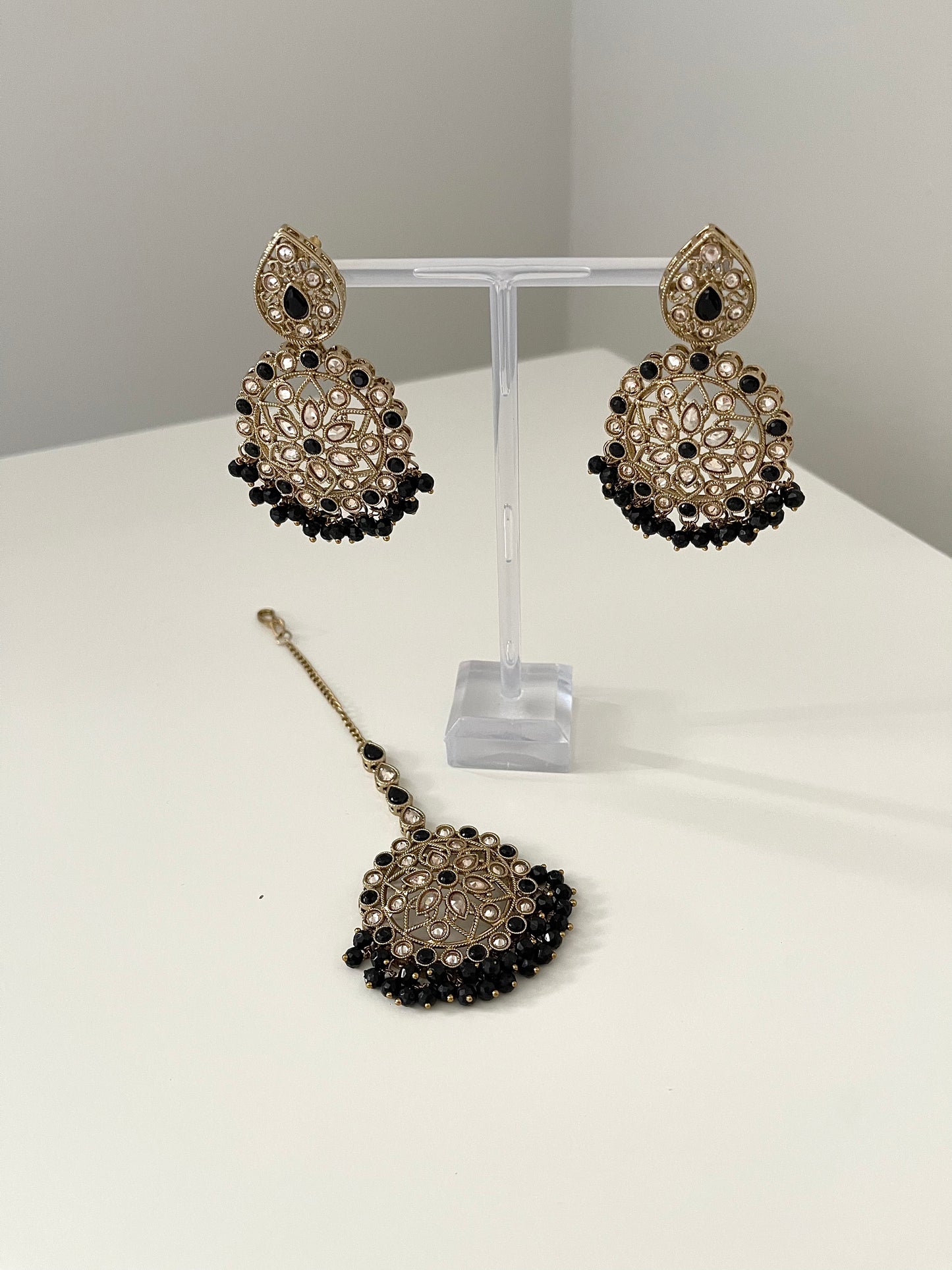 Black Earrings and Tikka Set