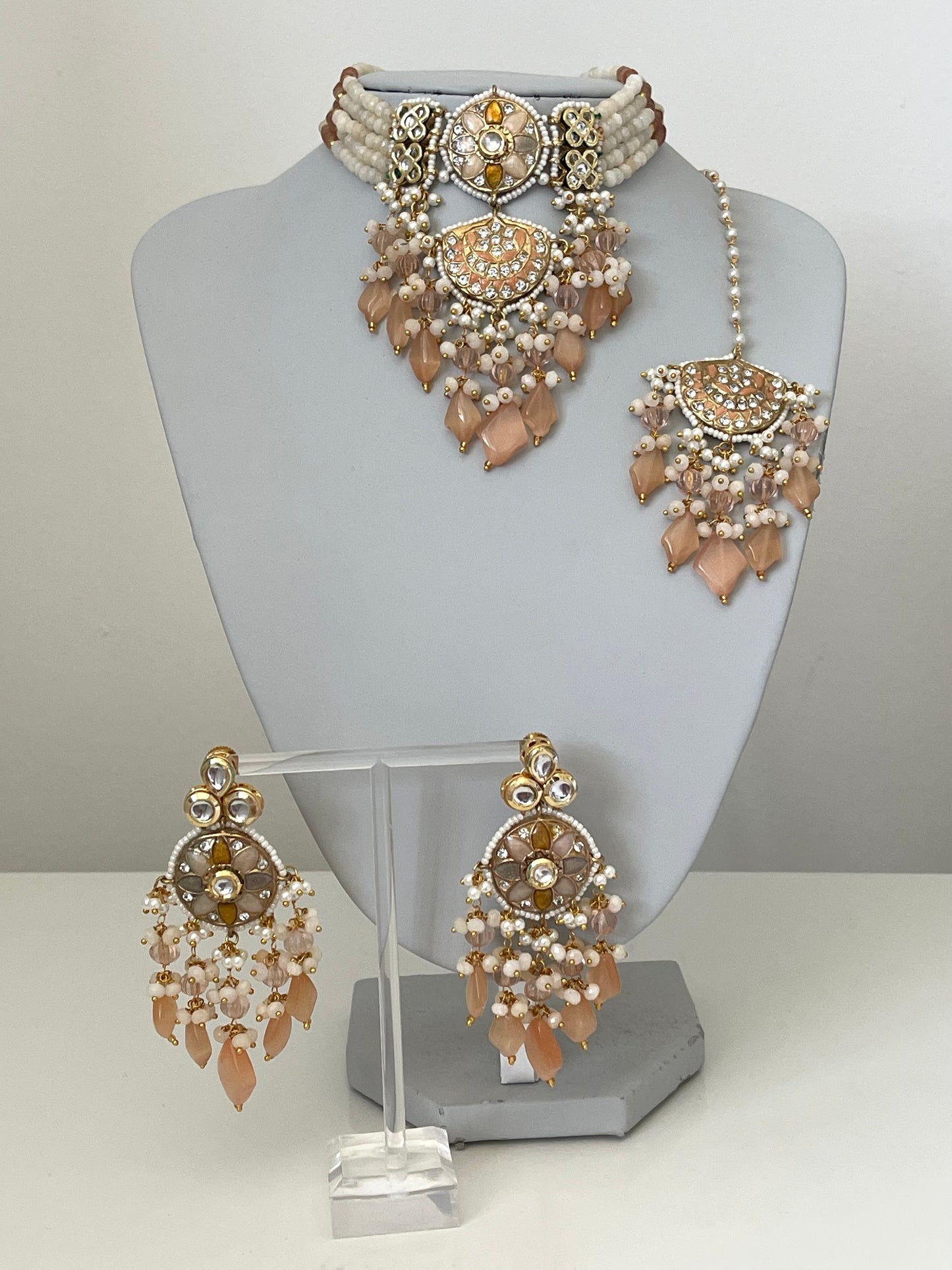 Peach Kundan Choker Set