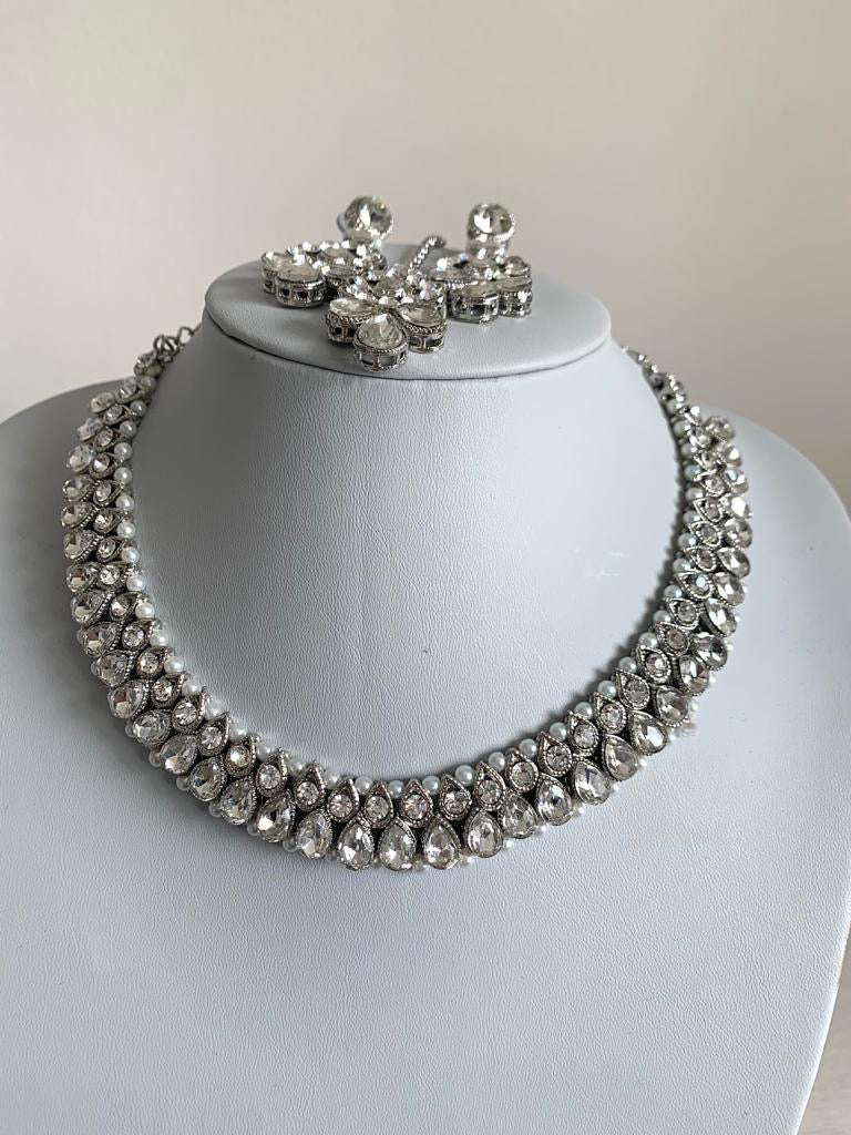 Silver and Pearl Set