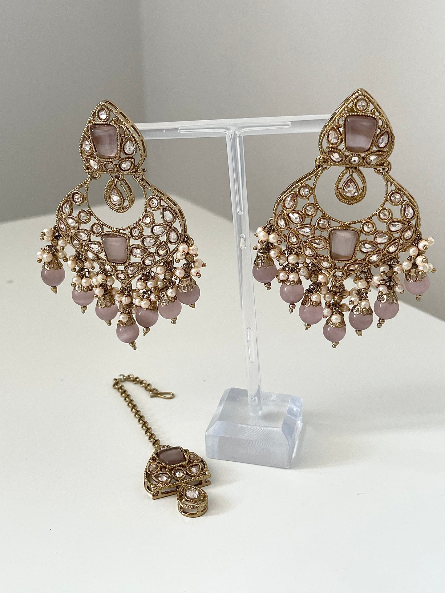 Nude/Lilac Earring and Tikka Set