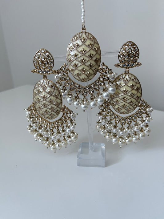 Gold Meenakari Kundan Earring & Tikka Set