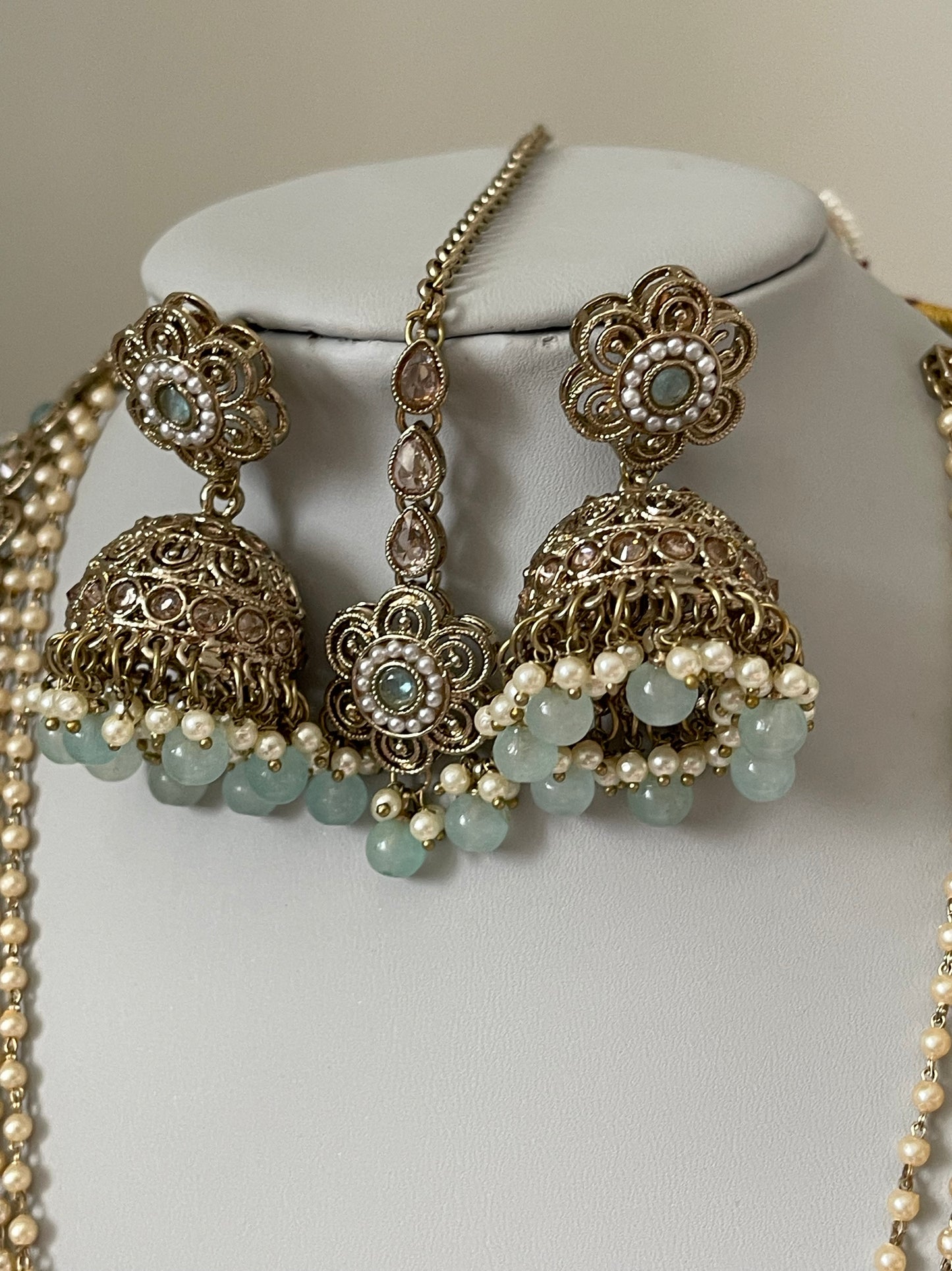 Mint and Pearl Mala/ Long Haar Set