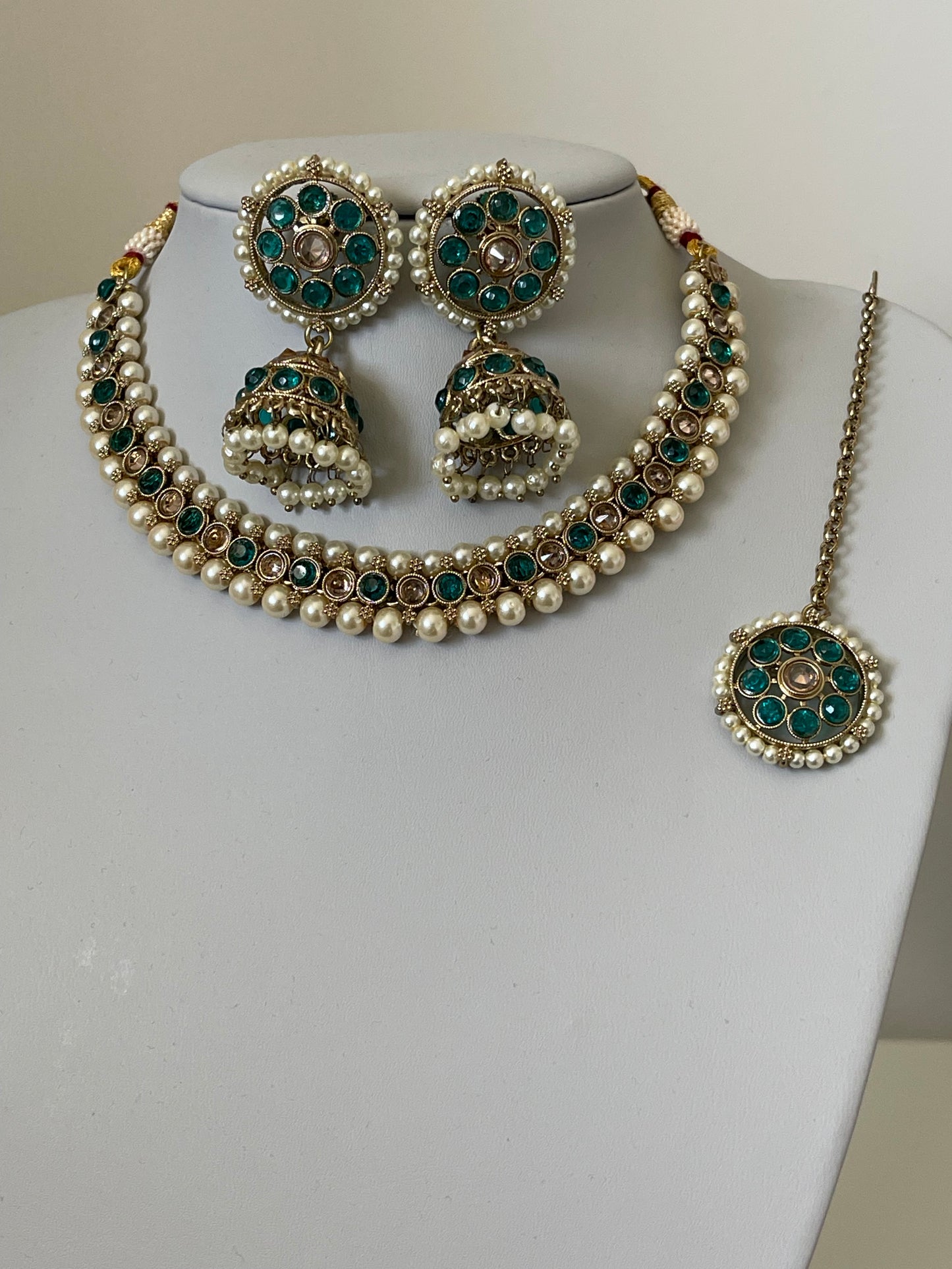 Teal and Pearl Set