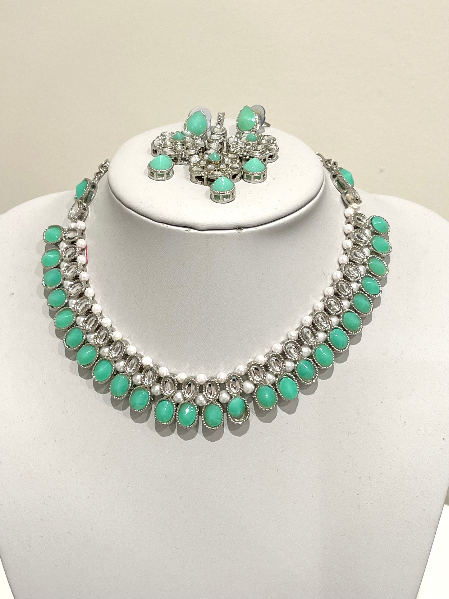 Mint and Silver Set