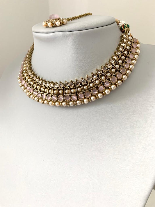 Nude/ Lilac Necklace Set