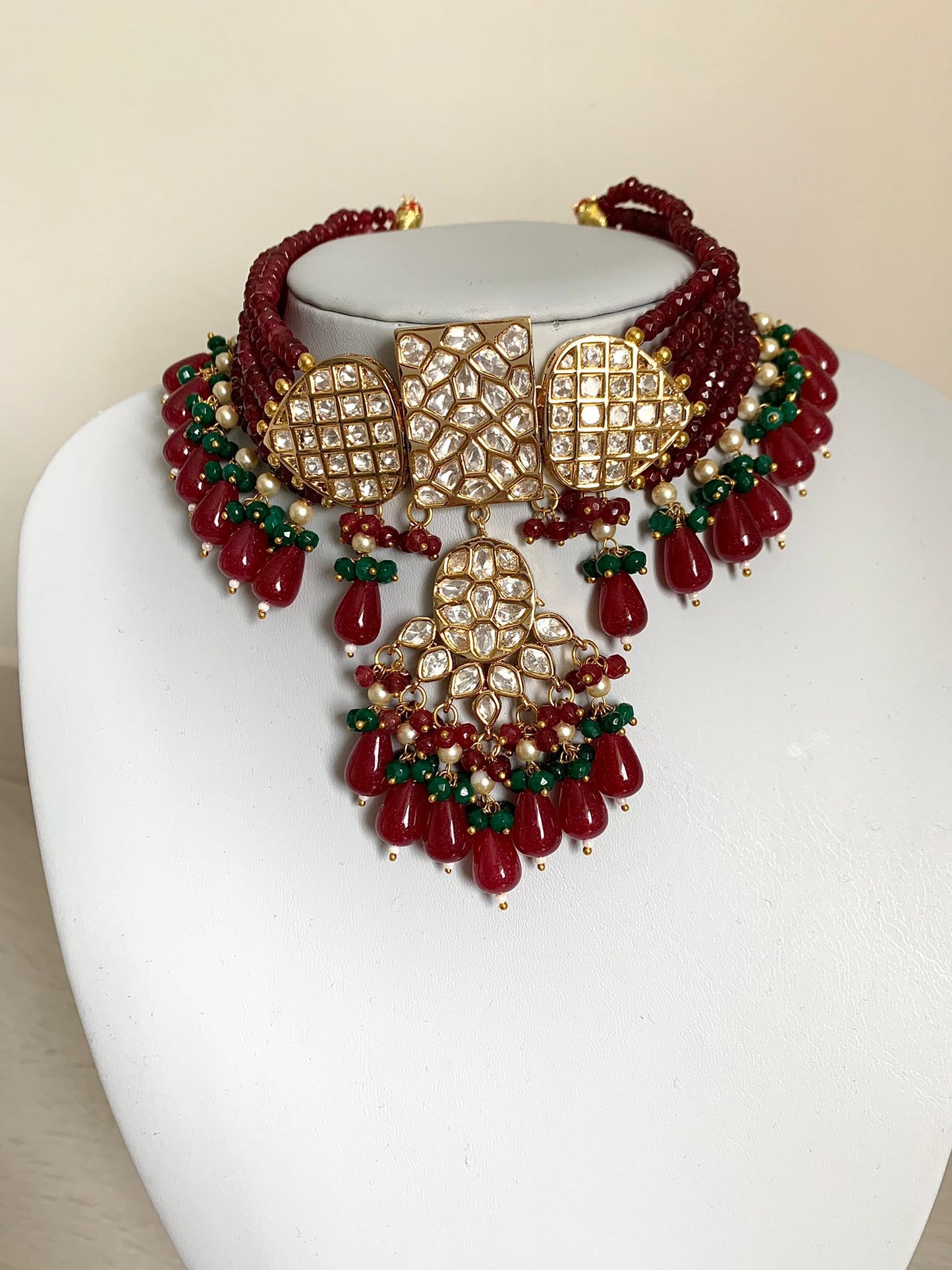 Bridal Tyaani Kundan Choker with Earrings